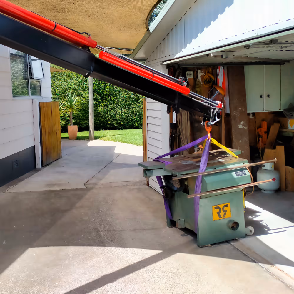 Hiya, I'm reaching out to Place Machinery and Garage. 