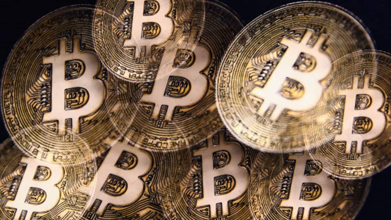 比特币飙升至近9.7万美元特朗普或开启加密货币新纪元| SBS Chinese