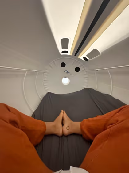 Oxygen Therapy lady in the machine with legs together