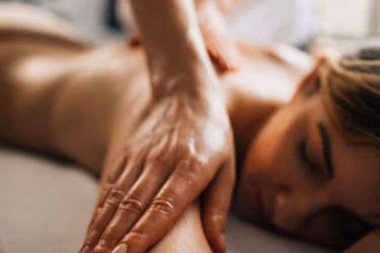 Lomi Lomi massage therapy