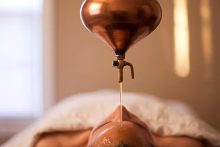 shiradhara massage therapy