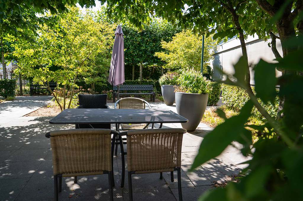 Woonzorglocatie Altenahove sfeerbeeld tuin