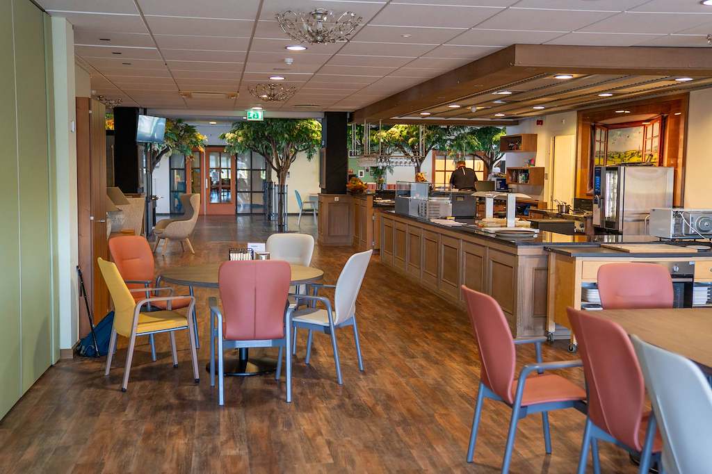 Woonzorglocatie De Kloosterhoeve sfeerimpressie restaurant