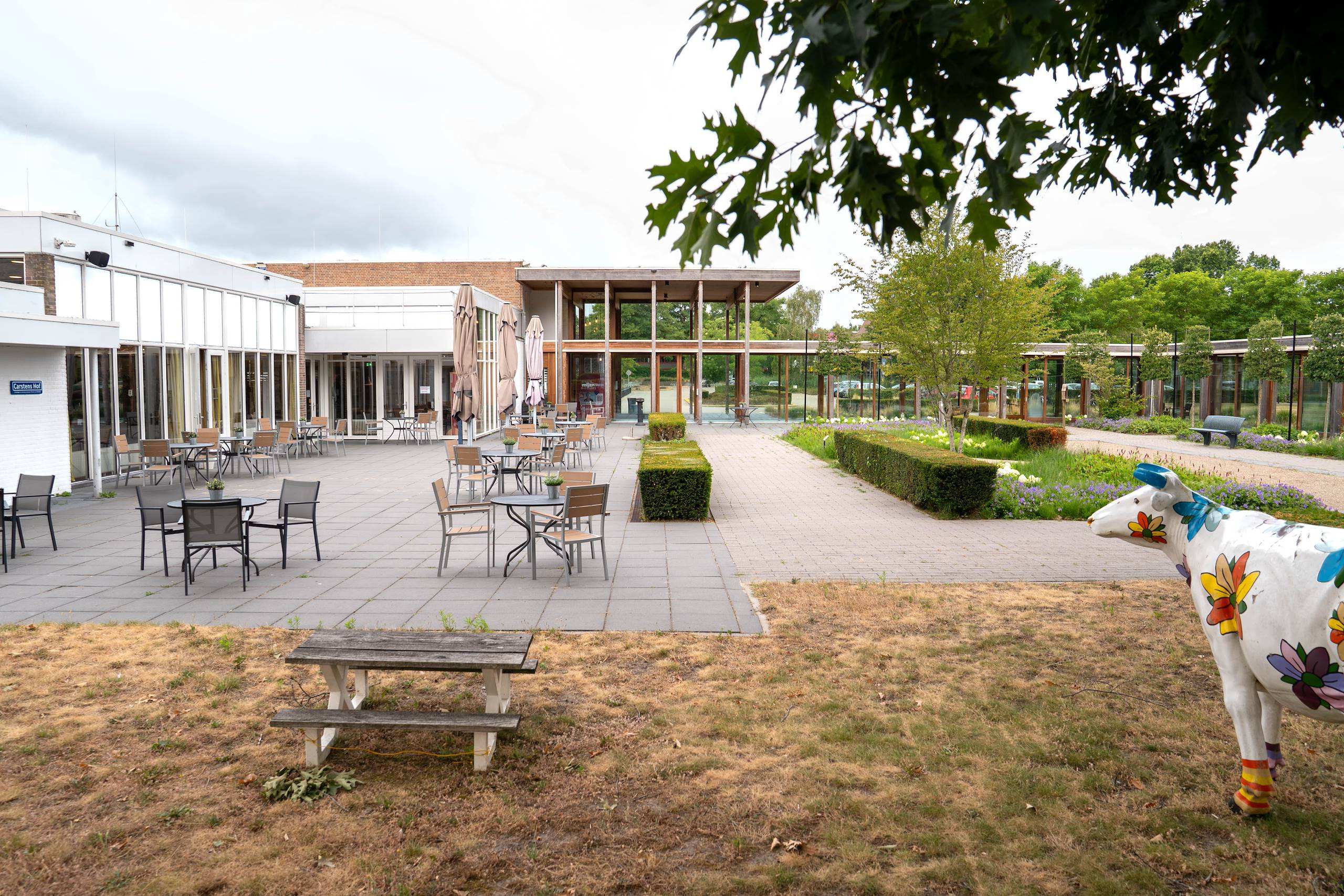 Woonzorglocatie Eikendonk sfeerbeeld terras