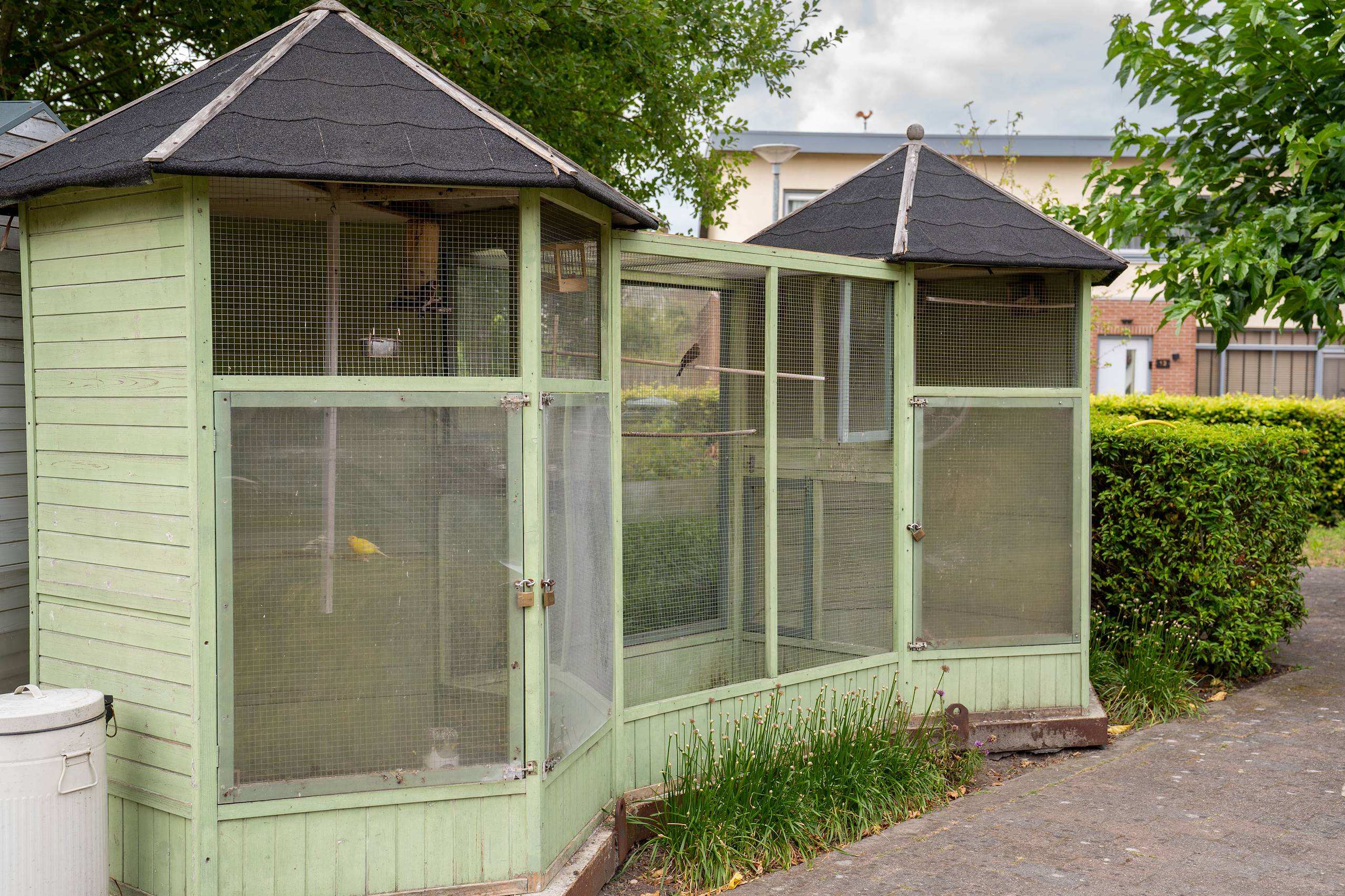 Woonzorglocatie Elzenhoven sfeerbeeld volgelhok