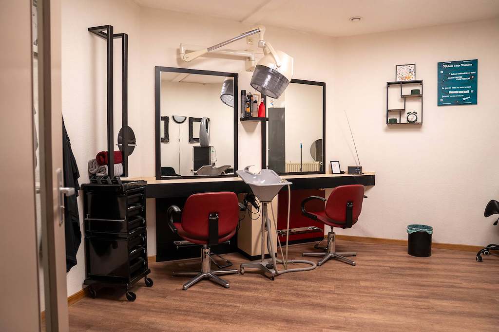 Locatie Sint Antonius sfeerbeeld kappersruimte