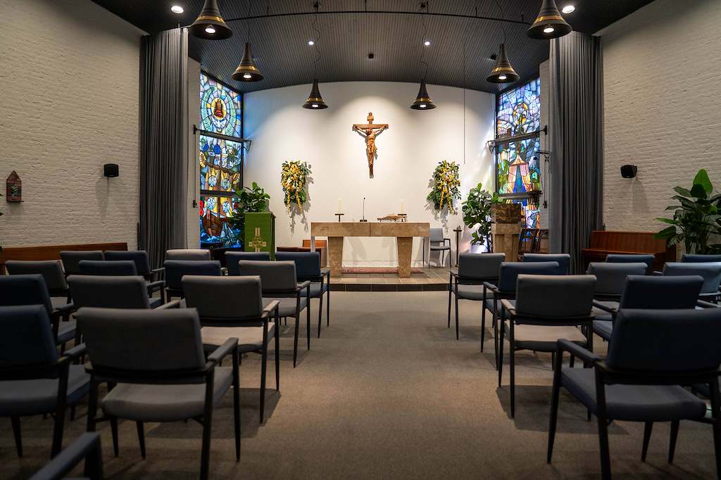 Woonzorglocatie Sint Janshof sfeerbeeld kerkruimte