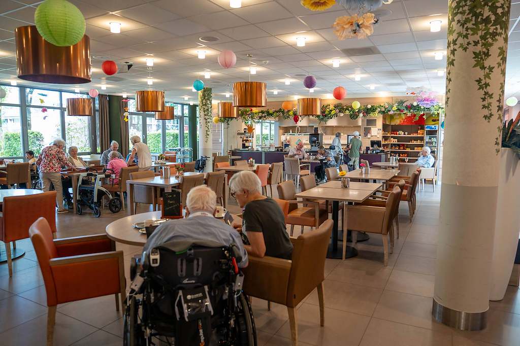 Woonzorglocatie Zonnehof sfeerbeeld restaurant