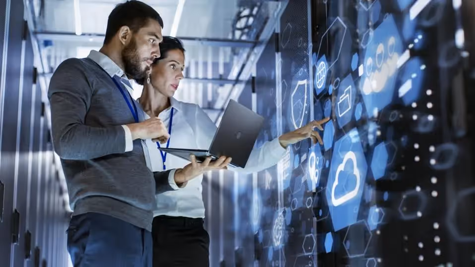 Expanding Fast and Smart: Trends and Challenges in IT Strategy Today