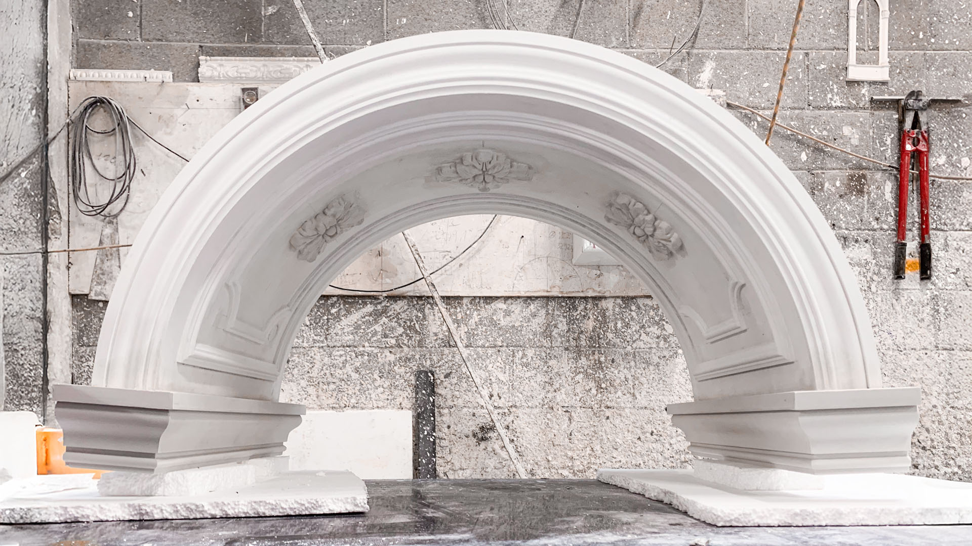 Arco di passaggio realizzato su misura.