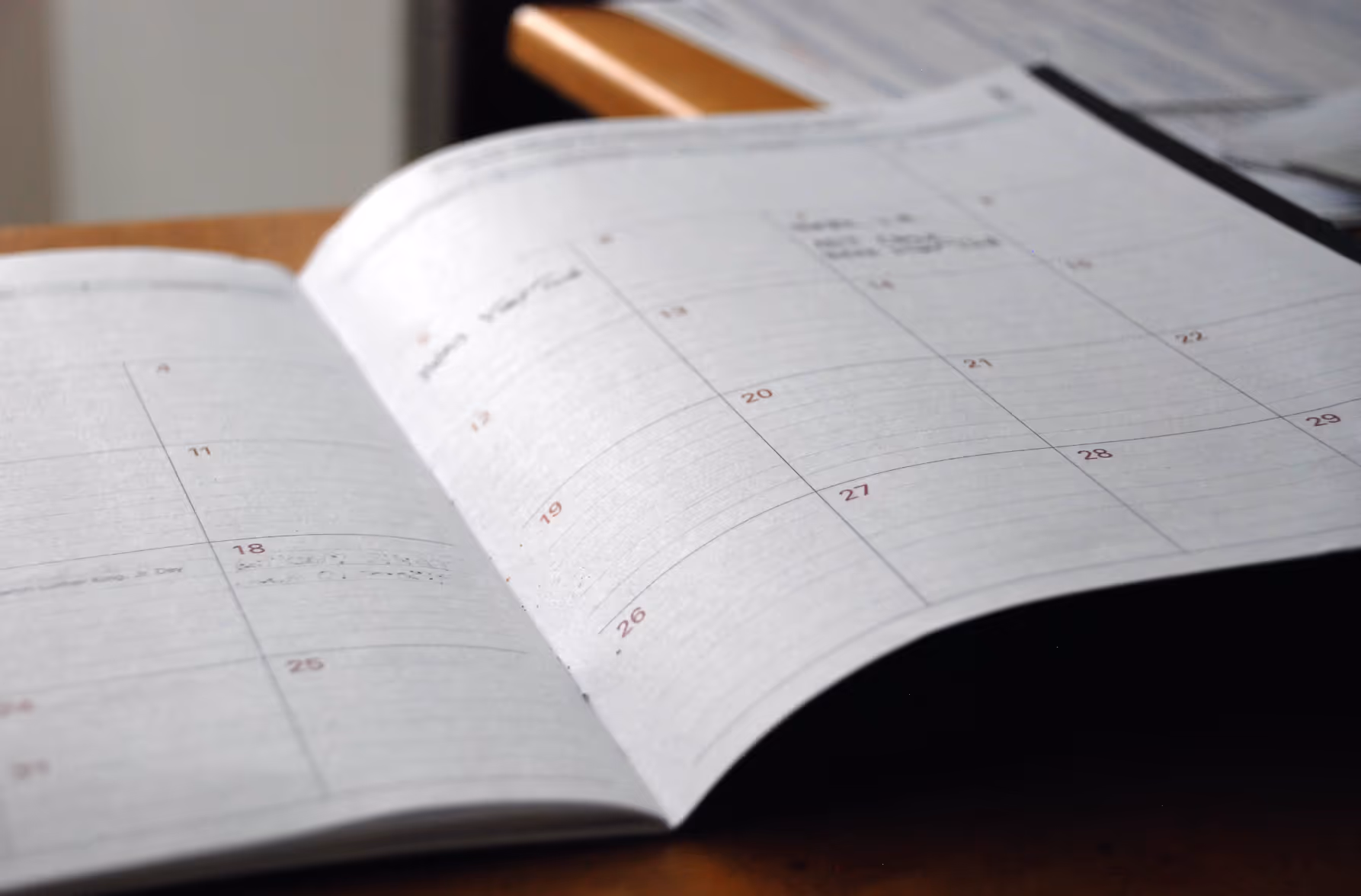 Open calendar with notes
