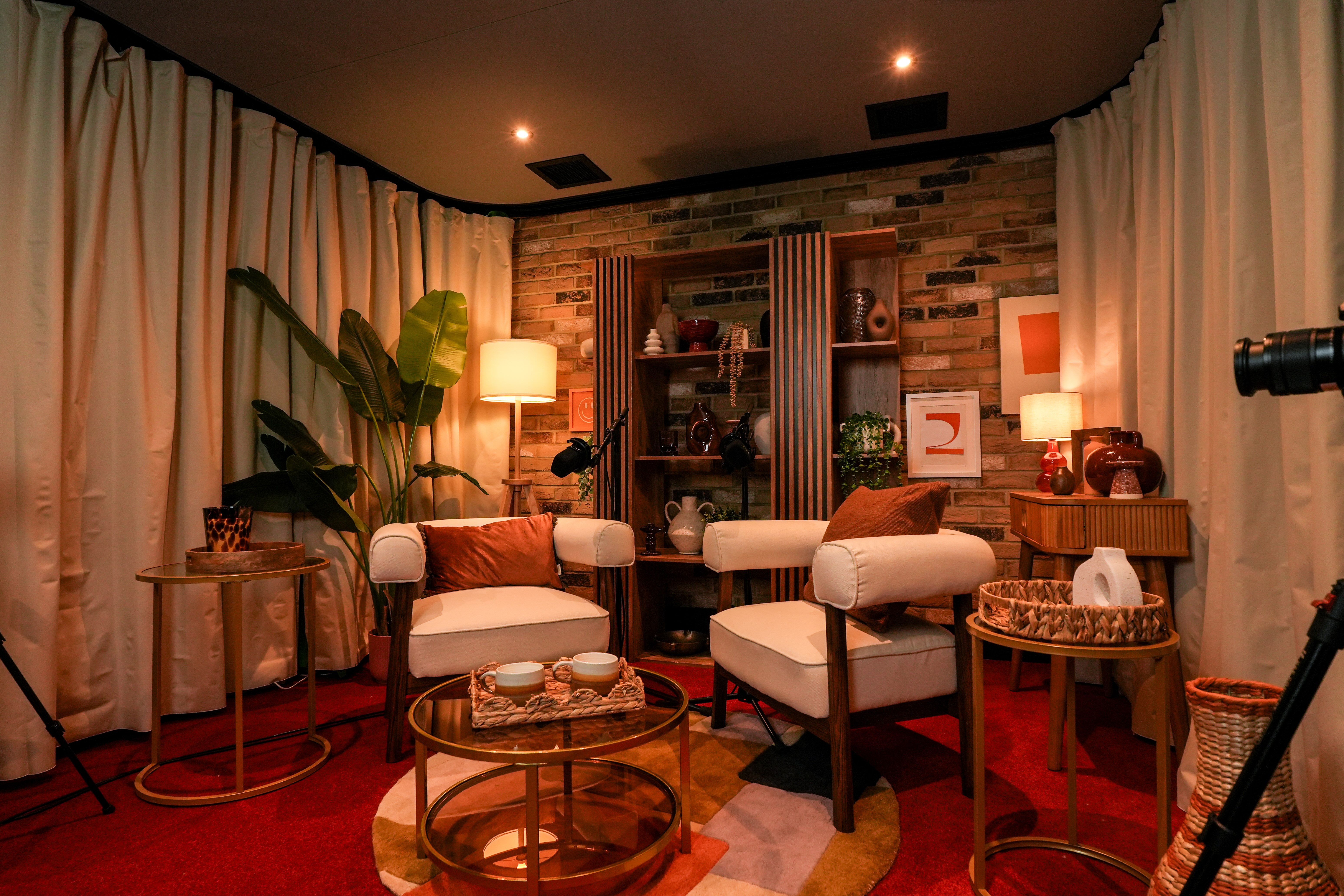 The Snug set