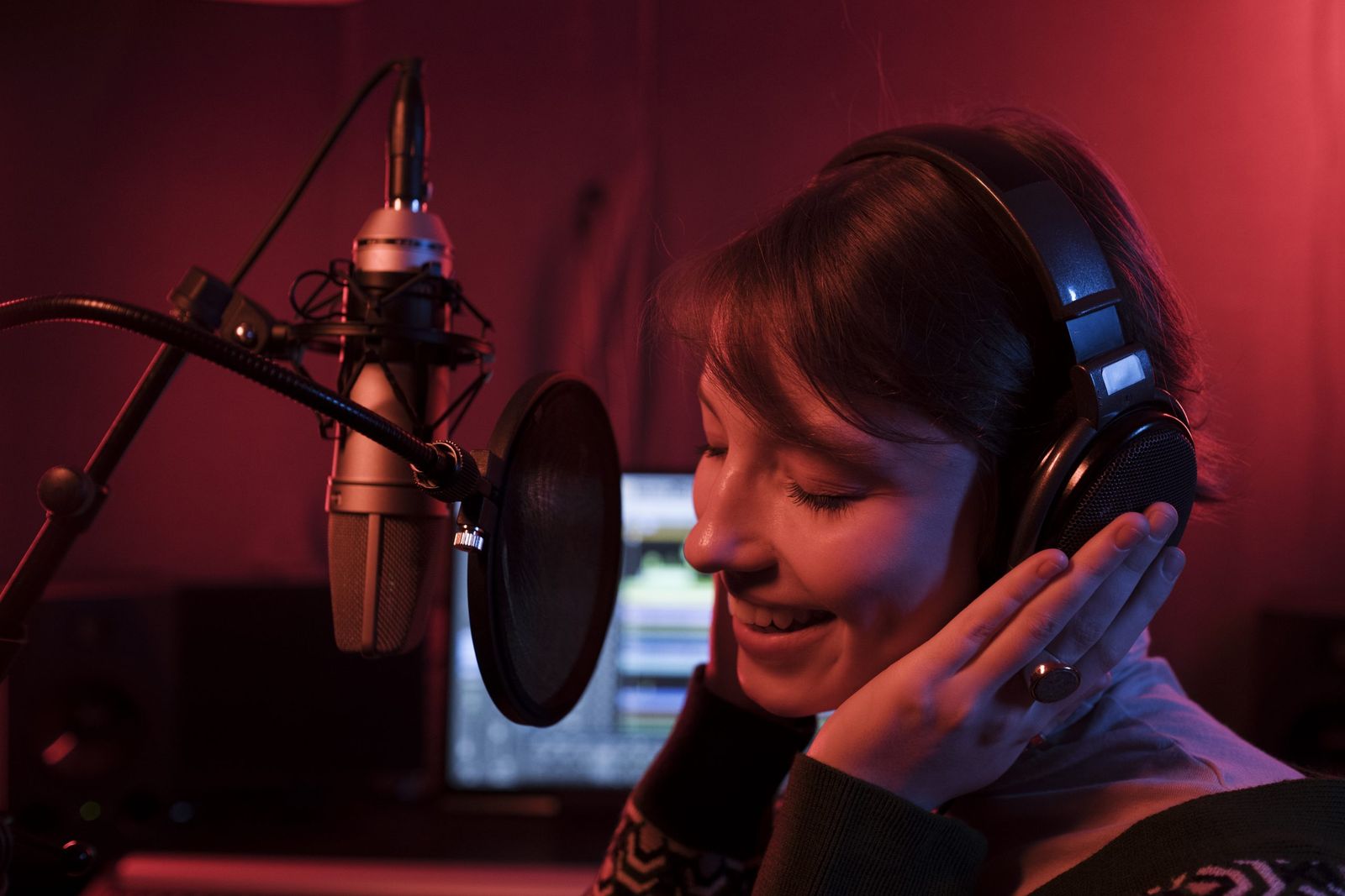 What Is Foley? Guide to Foley Sound Effects & Process