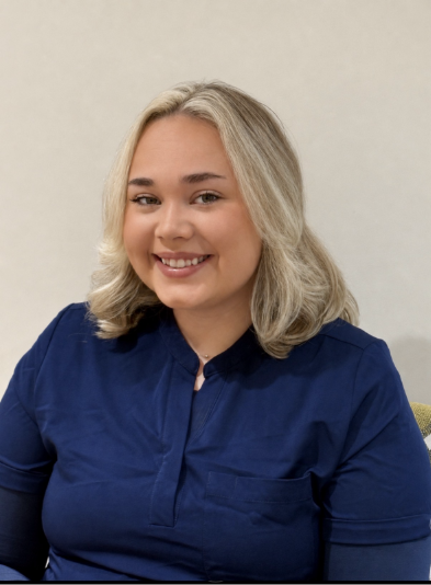 Mikalah - Dental Assistant