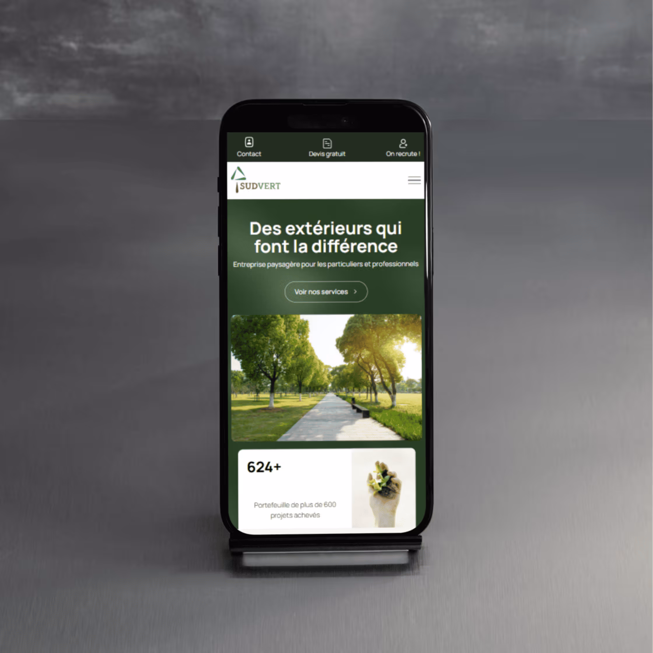 Mockup téléphone site sudvert