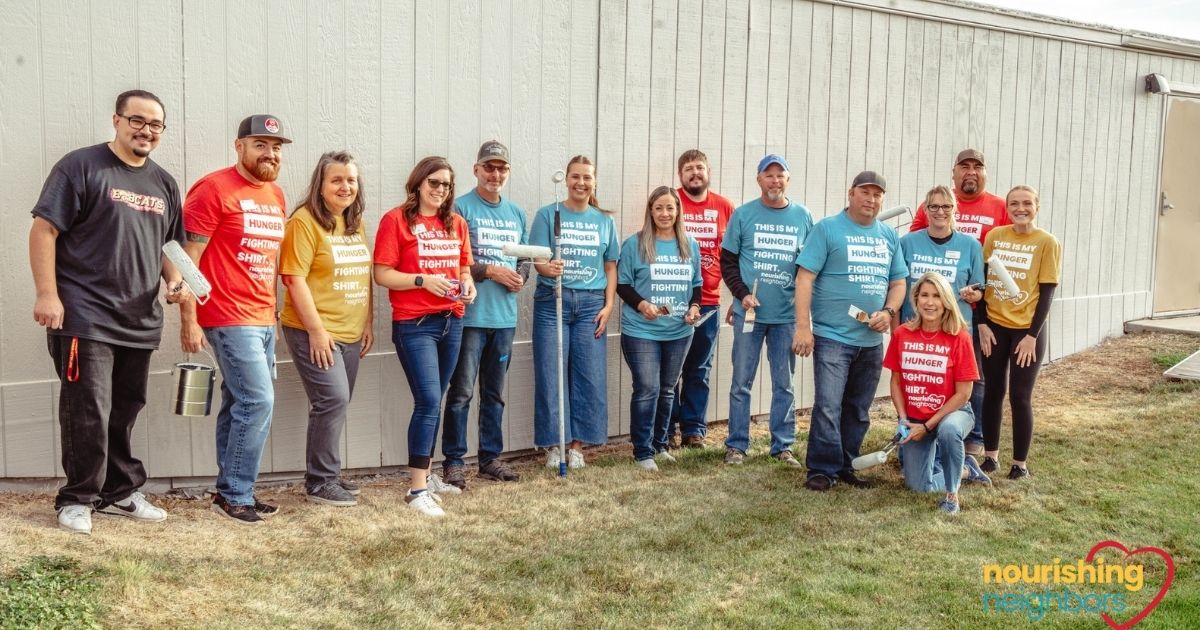 Nourishing Neighbors volunteers 