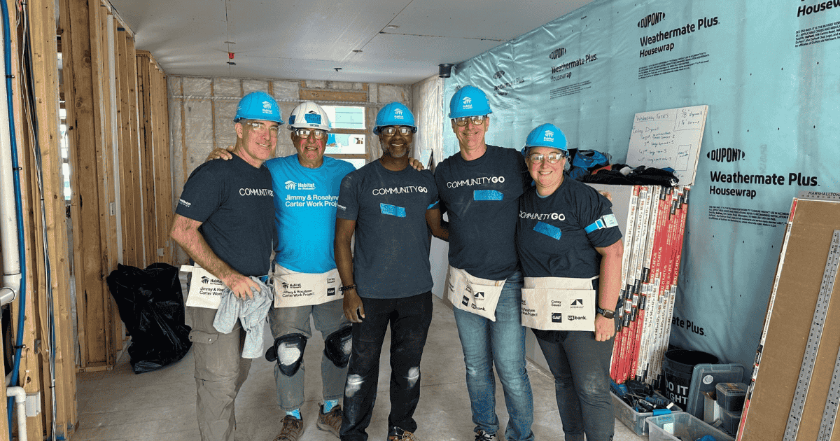 Winnebago employees volunteer