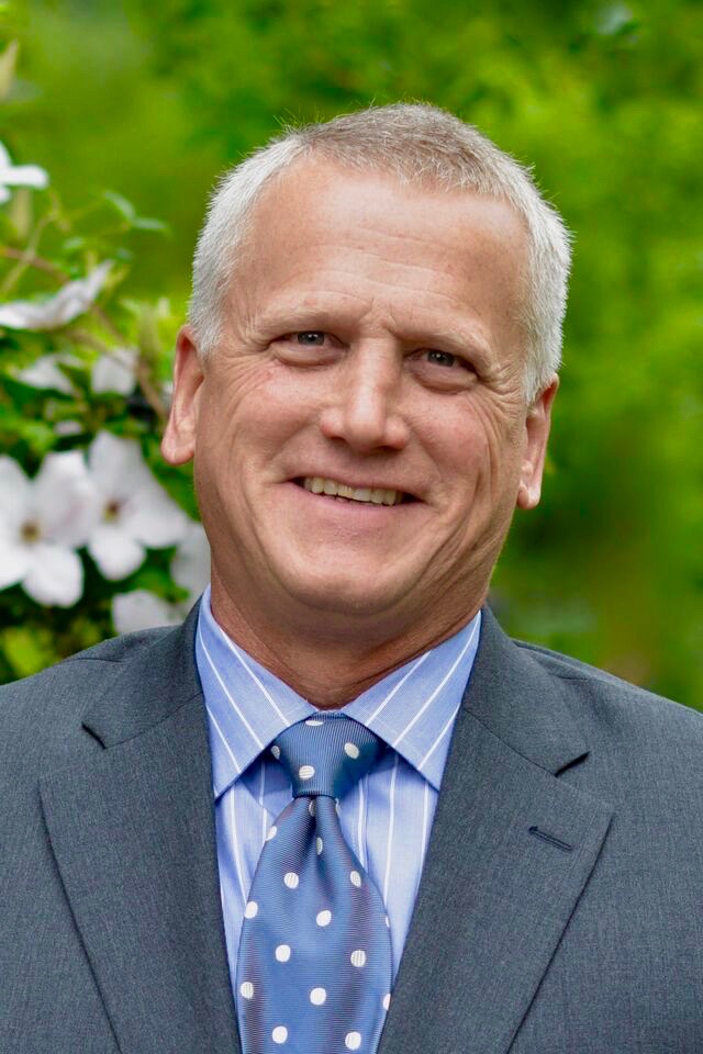 David Bear Headshot.jpeg