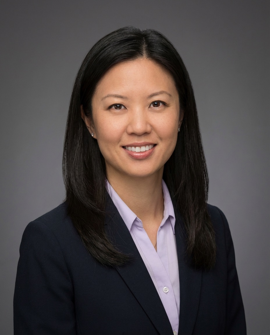 Donna Lea Headshot.jpeg