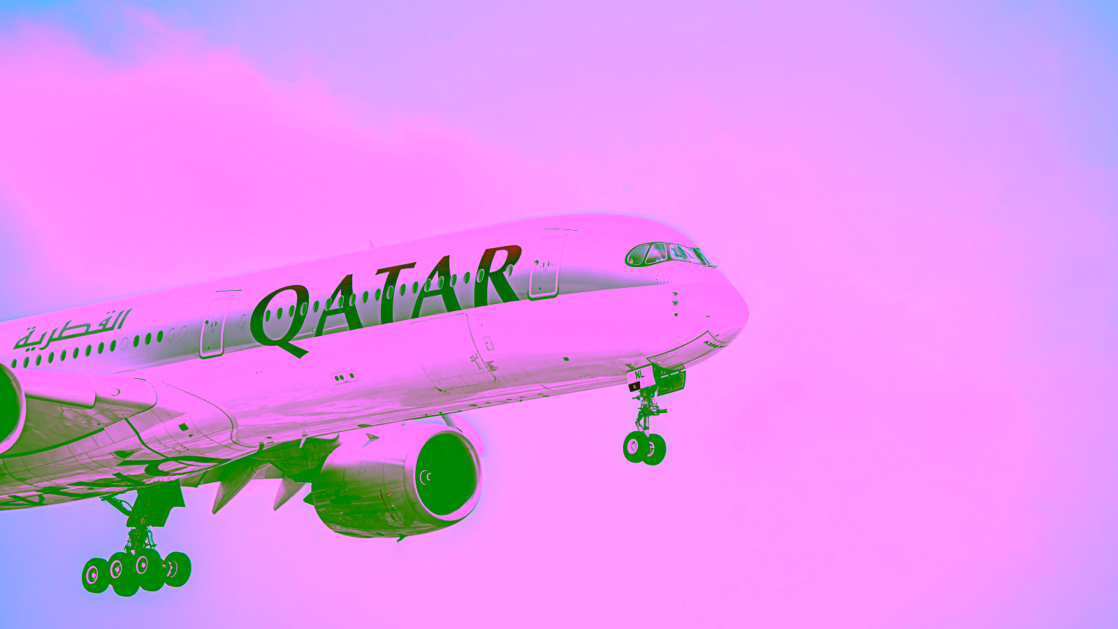 Qatar Airways airplane landing