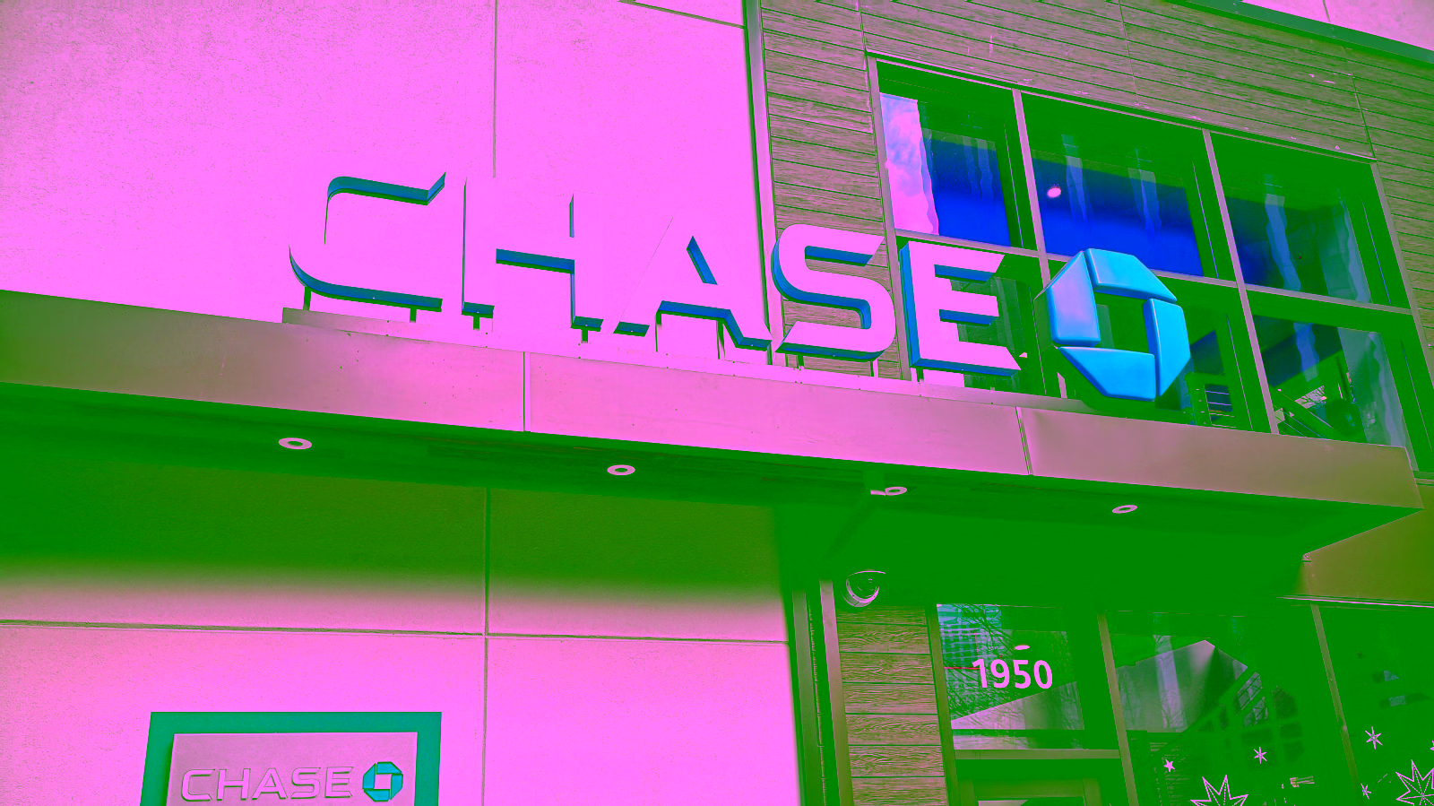 Chase Bank branch exterior