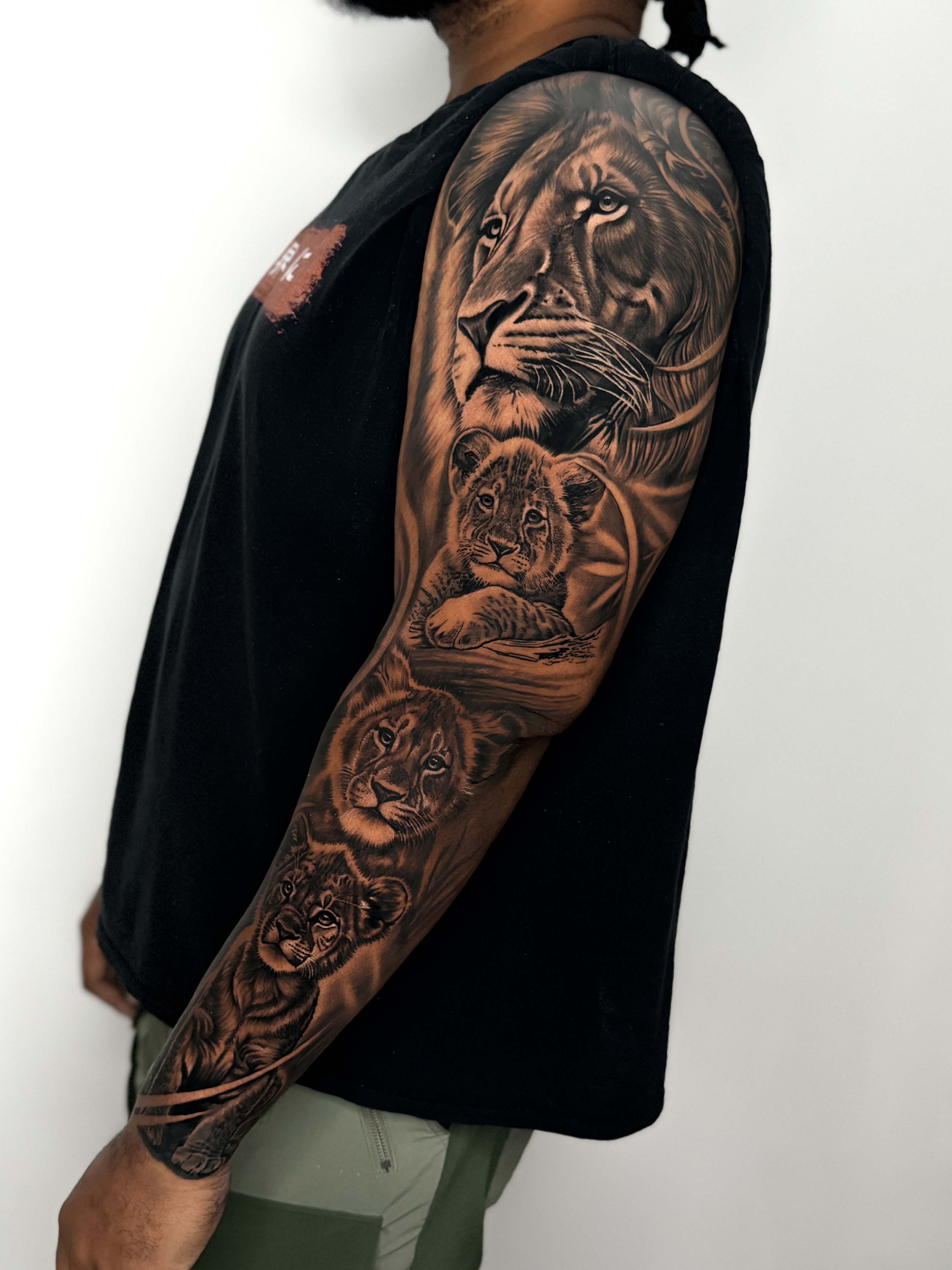 Full sleeve - black and grey realism by Adriano