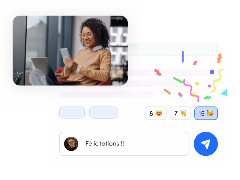 Une femme souriante travaille sur ordinateur portable et téléphone dans un bureau