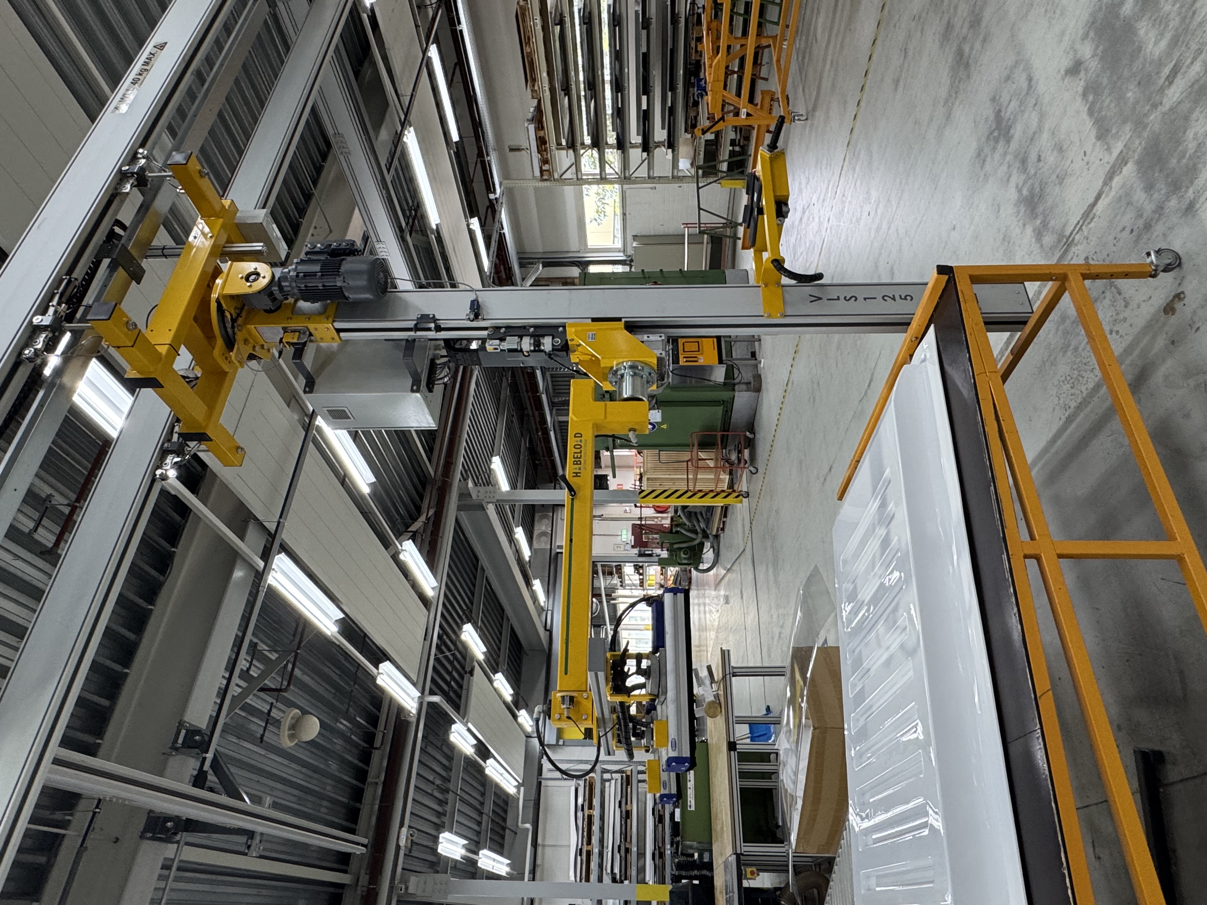 VLS-serie verticaal liftsysteem met aluminium railsysteem voor nauwkeurige positionering en ergonomische handling van plaatmateriaal