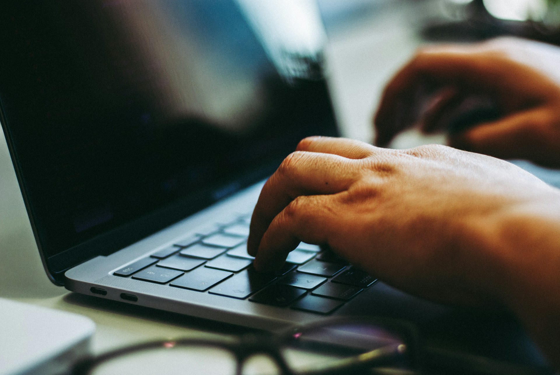 Resolving Ad Placement Issues in Online Campaigns