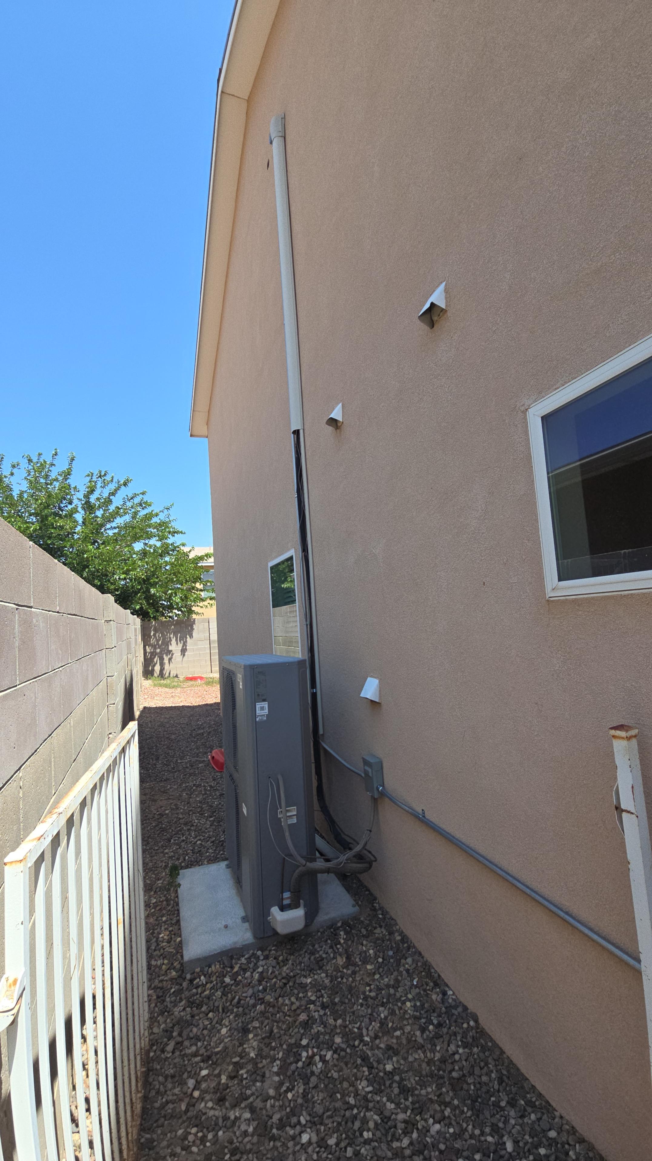 AC repair in Montgomery Park Albuquerque, NM outdoor condenser service.