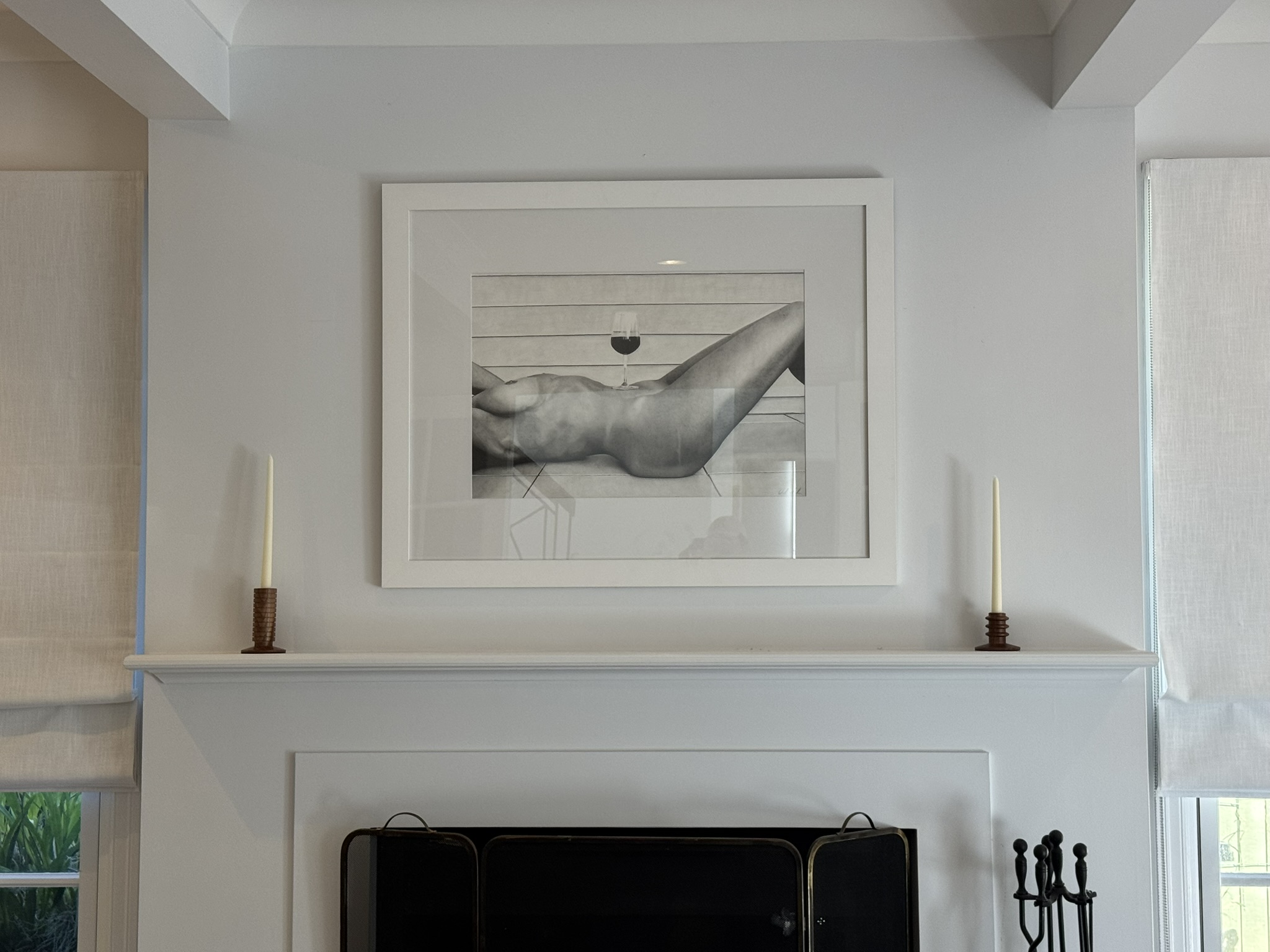 Picture hanging and large artwork installation in Ascot. Oversized art and staircase galleries for grand homes and high ceilings. Book today.