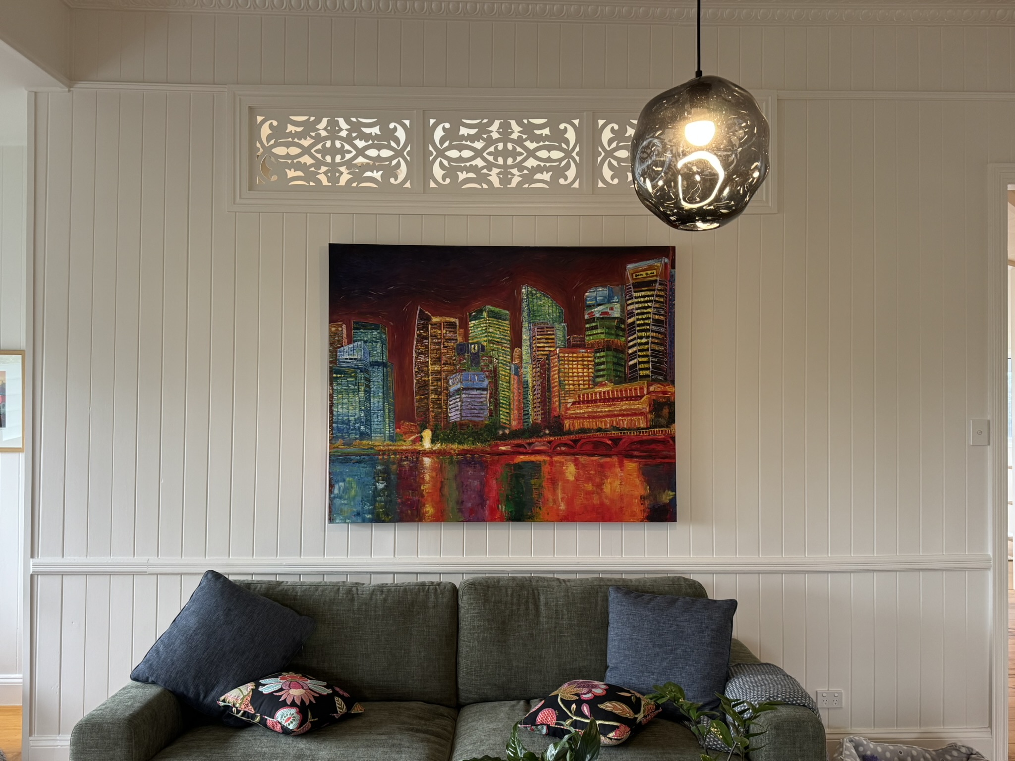 Picture Hanging Hamilton | Mirror and Art Installation