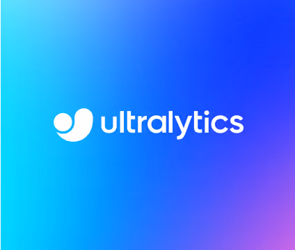 Логотип Ultralytics на темном фоне