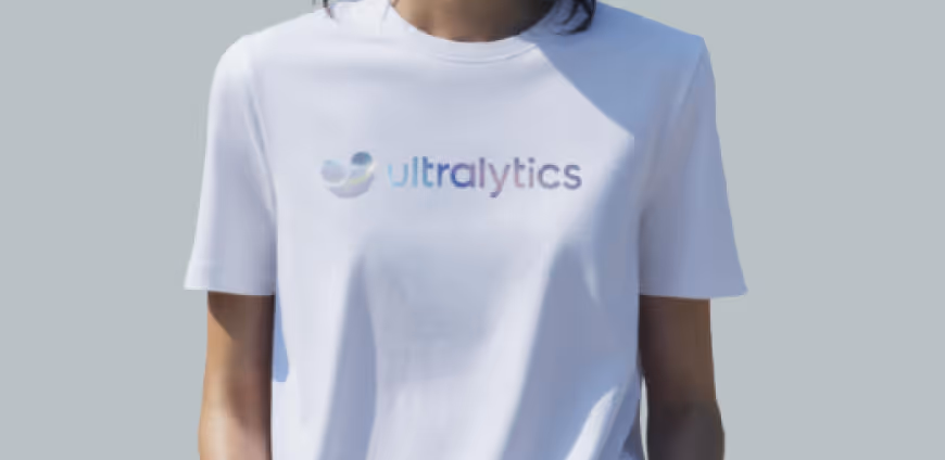 Белая футболка Ultralytics