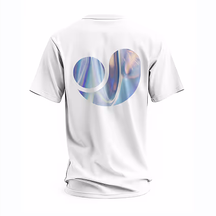 Белая футболка Ultralytics с обратной стороны