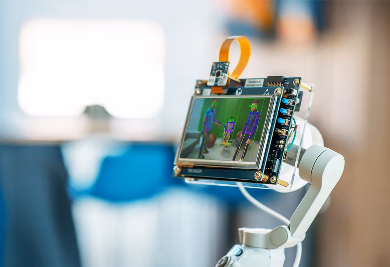 Eingebettete Bildverarbeitungs-KI mit Ultralytics YOLO 