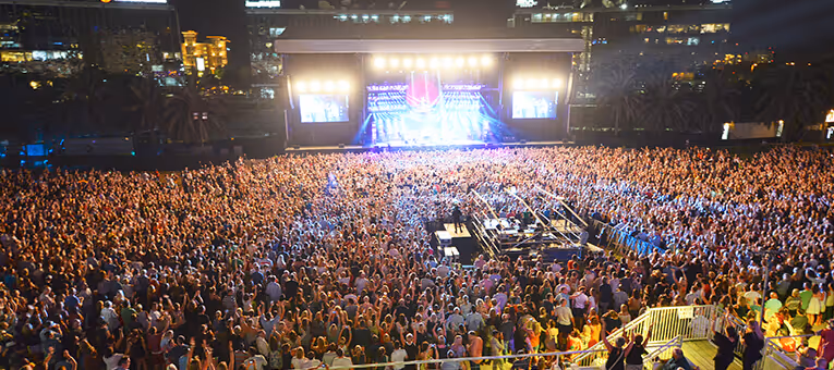1 dic amphitheater
