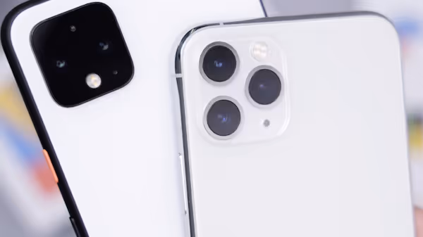 White Pixel4XL & Silver iPhone 11 Pro