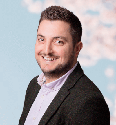 Richard Ellis headshot