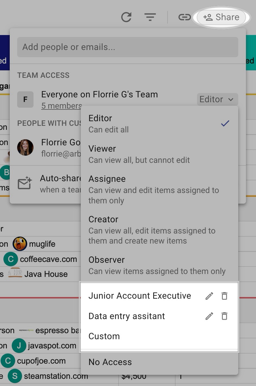 a pipeline sharing menu in Streak with custom role options