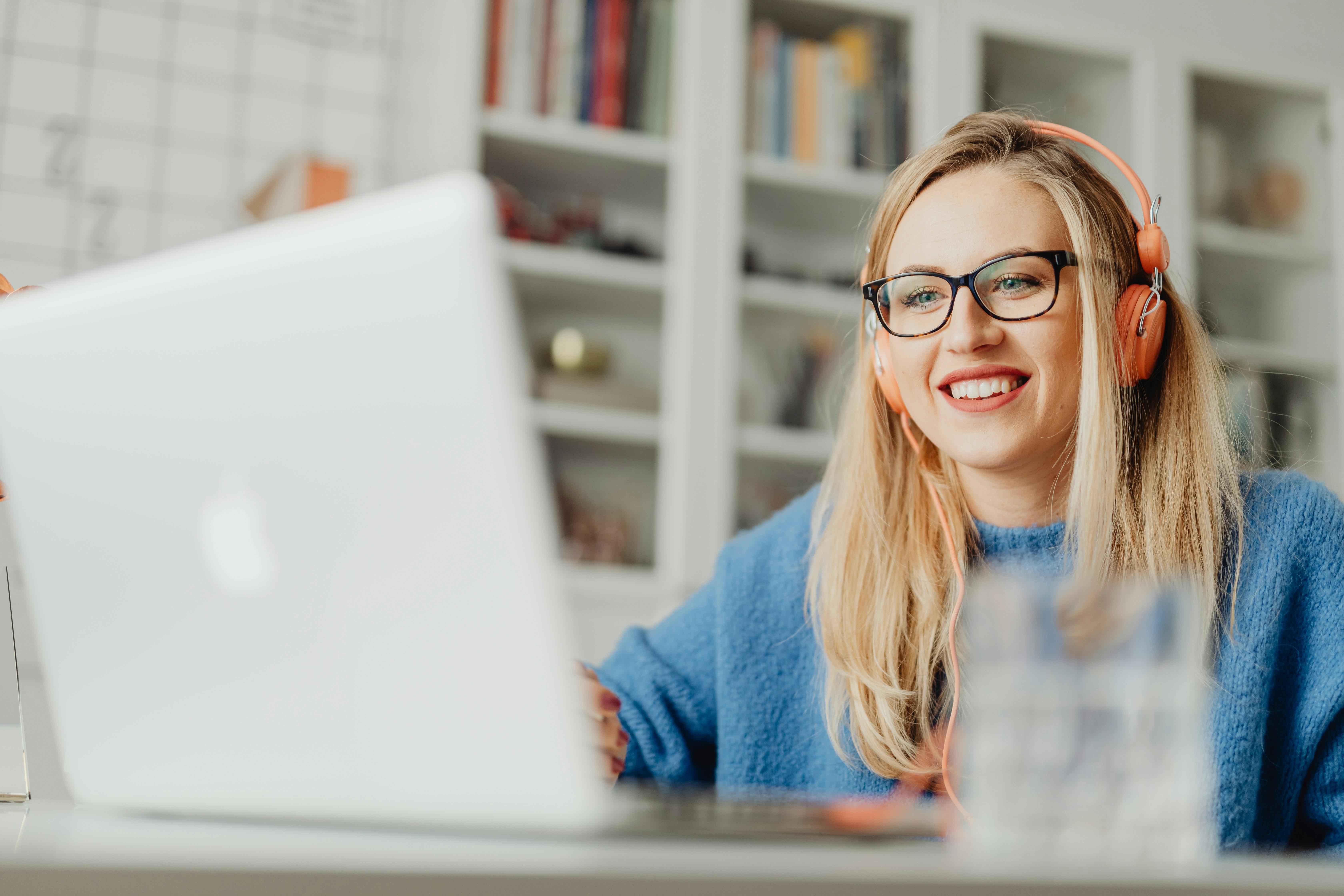 Real estate agent on webinar