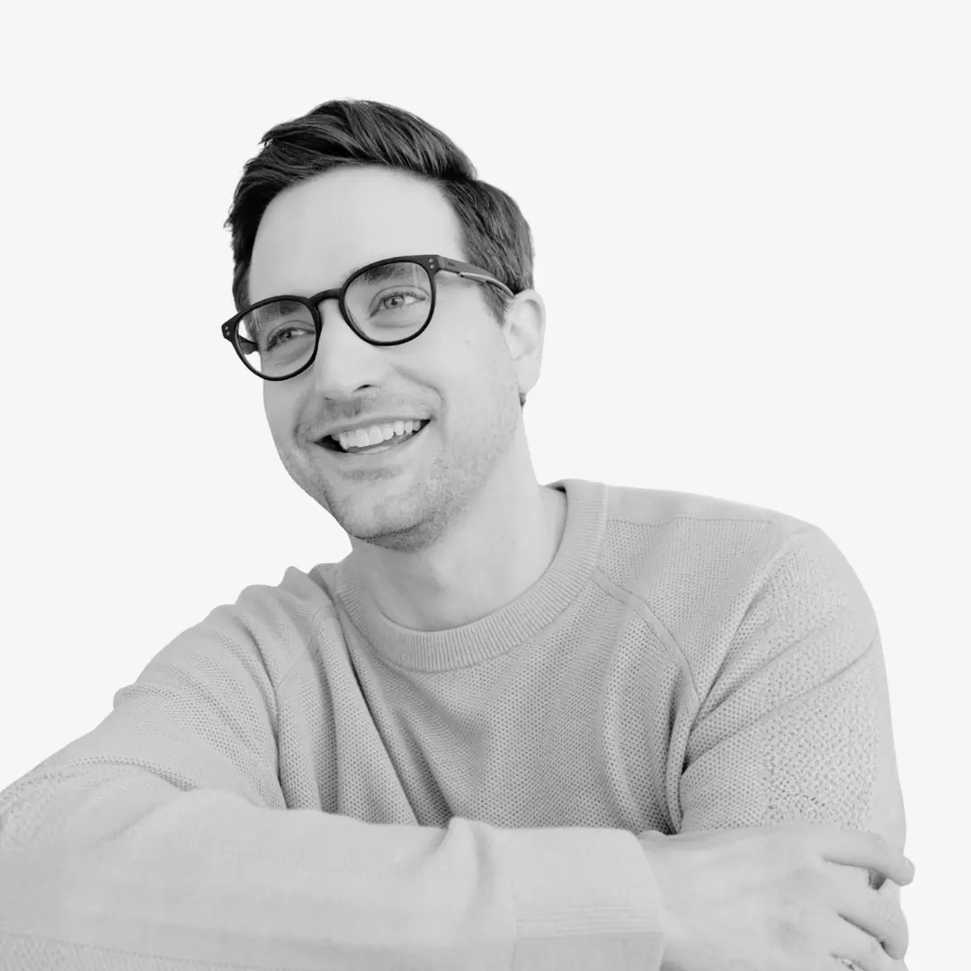 Black and white headshot of Alex Boissonneault, EiR with expertise on go-to-market strategy
