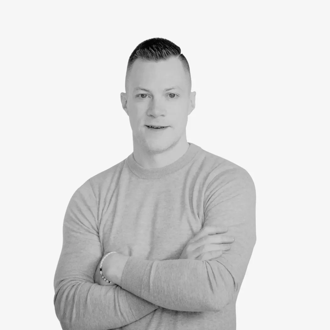 Black and white headshot of Cameron Walker, EiR with expertise on Fundraising & Investor Relations