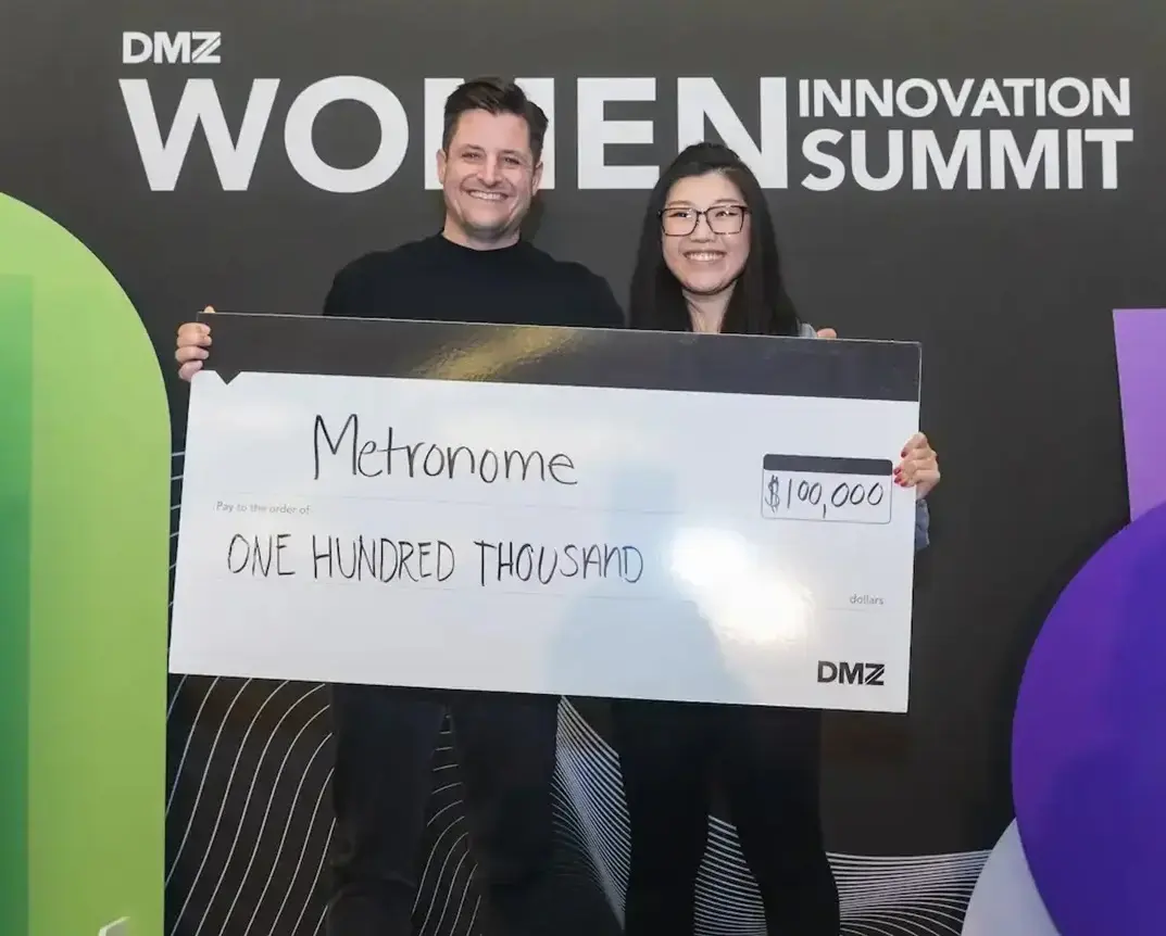 A start-up team receiving a cheque at Women Innovation Summit 2026