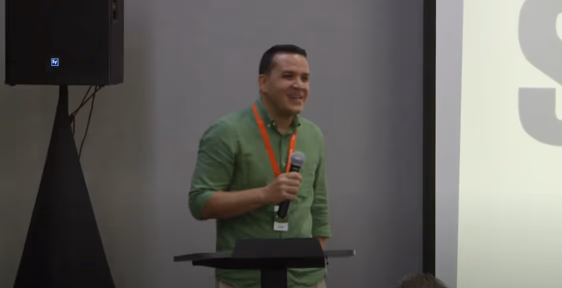 Dr. Luis Meléndez Gómez — Deputy Director at SanoVit and organization of health conferences