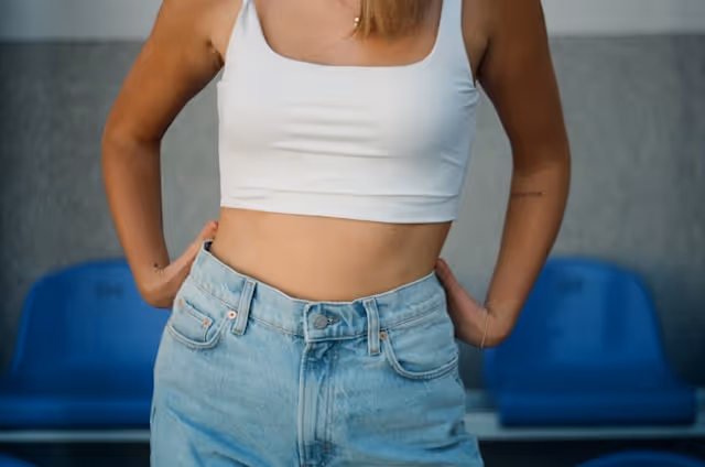 Apoya tu salud intestinal con prebióticos y berberina para reducir los brotes de diverticulitis y mejorar la función digestiva.