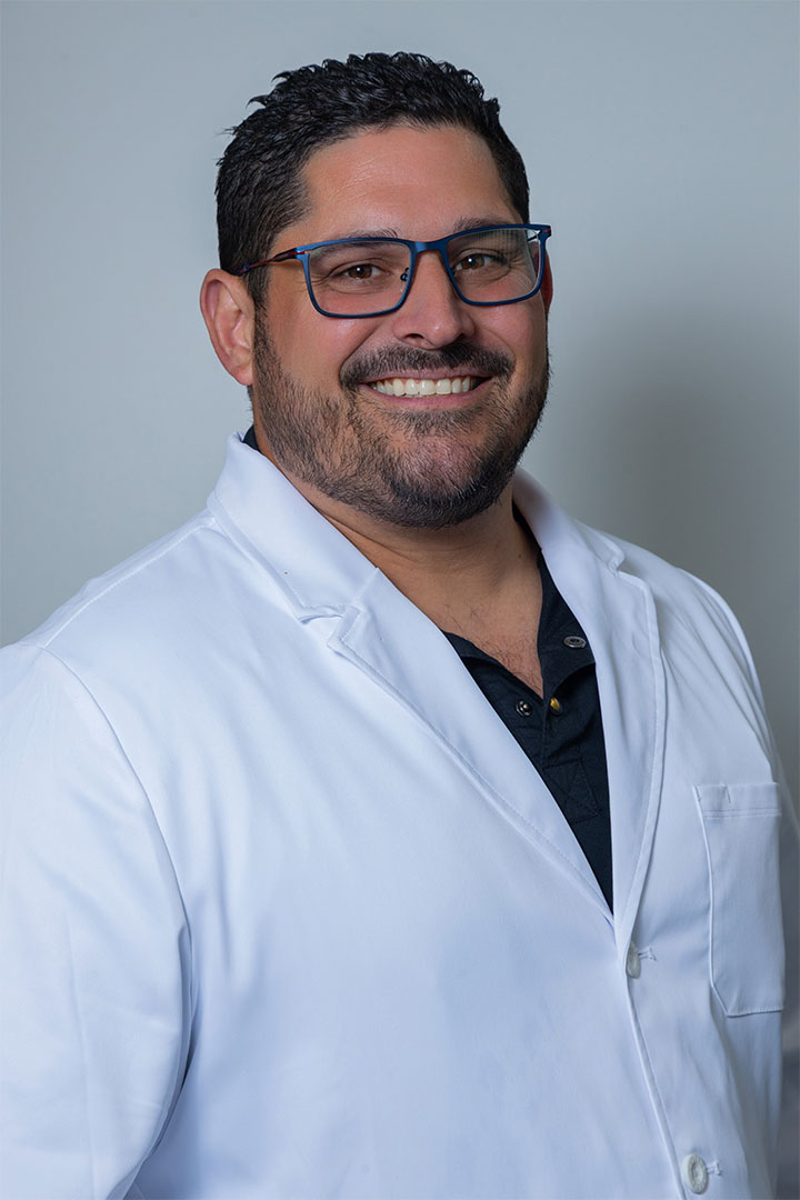 Dr. Juan Figueroa Vega