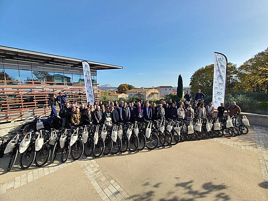Les salariés du crédit agricole sur les vélos éléctriques