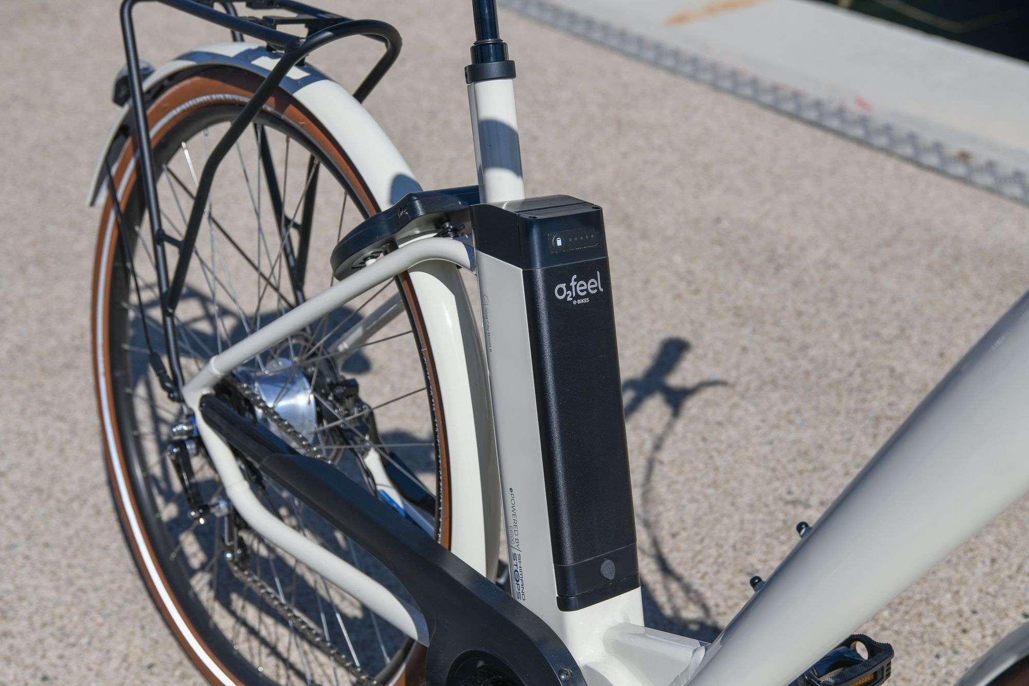 Batterie intégrée du vélo de fonction O2Feel Ivog 5
