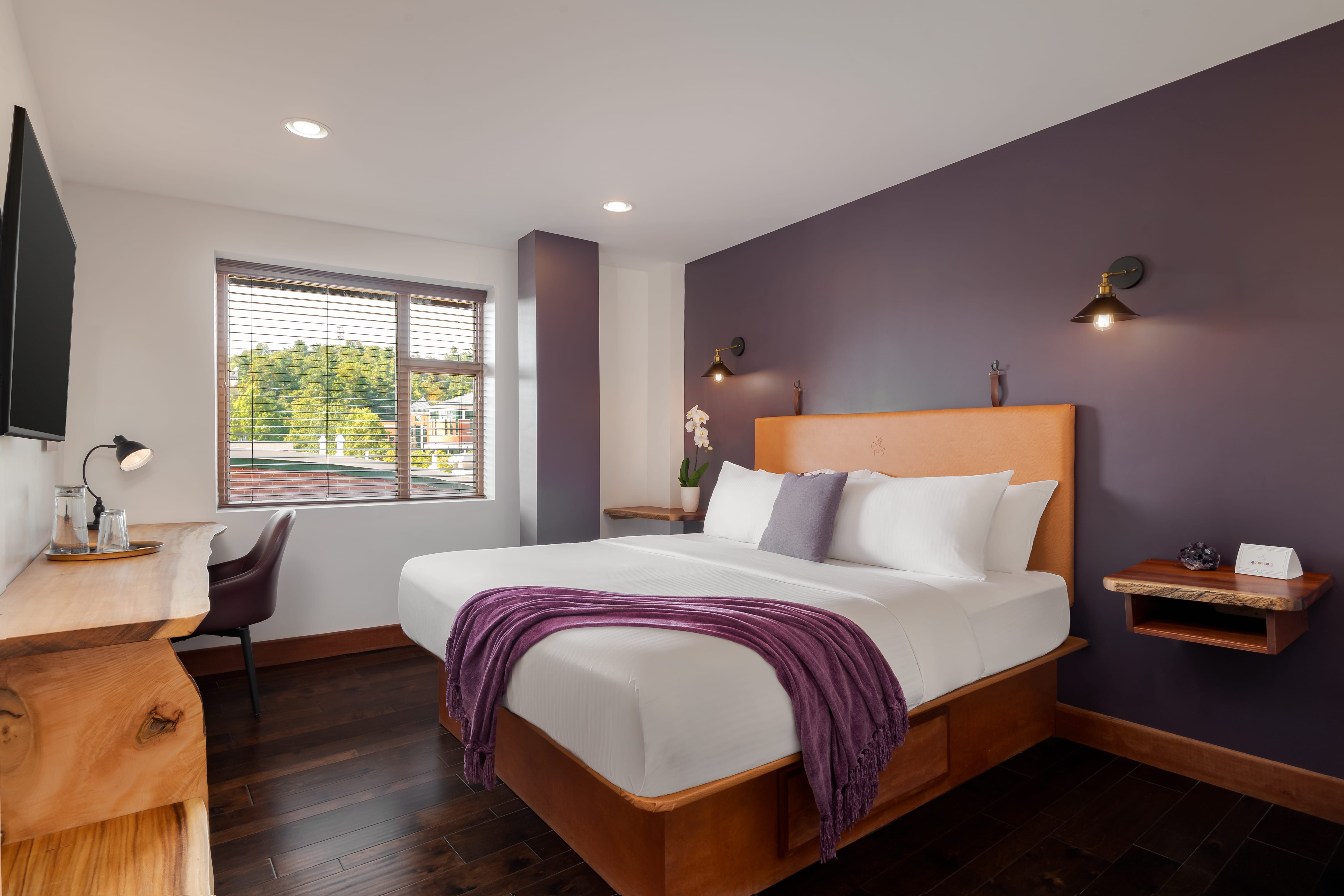 The Exterior Overlooks – Nine